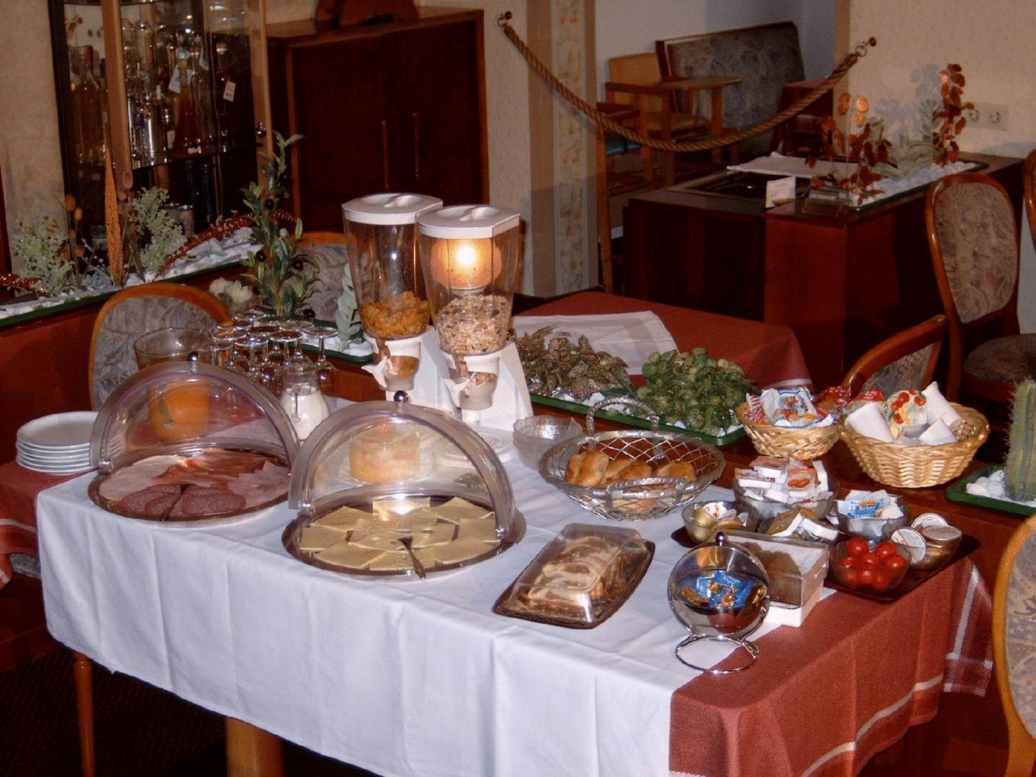 Hotel Pizzeria Venezia Sohren Extérieur photo